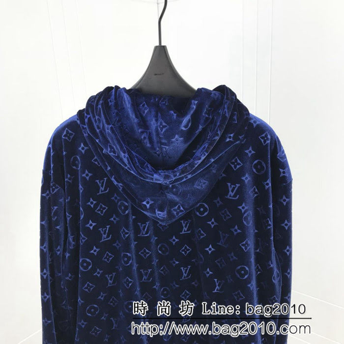 LV路易威登 18ss新款 經典暗紋老花logo提花圖案 男款絲絨套裝 ydi1640